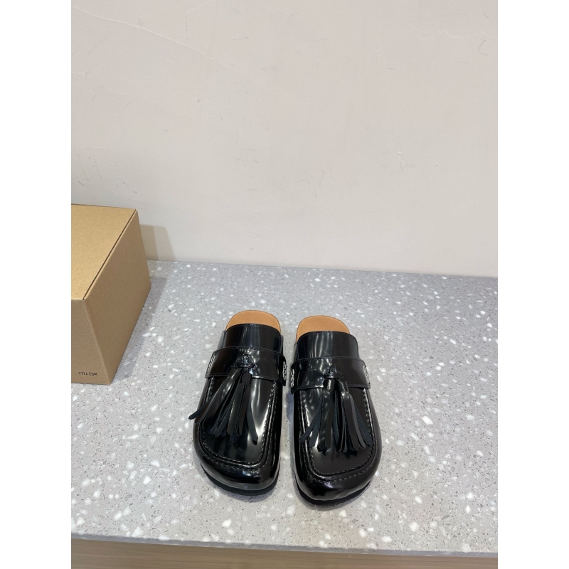 Other Slippers